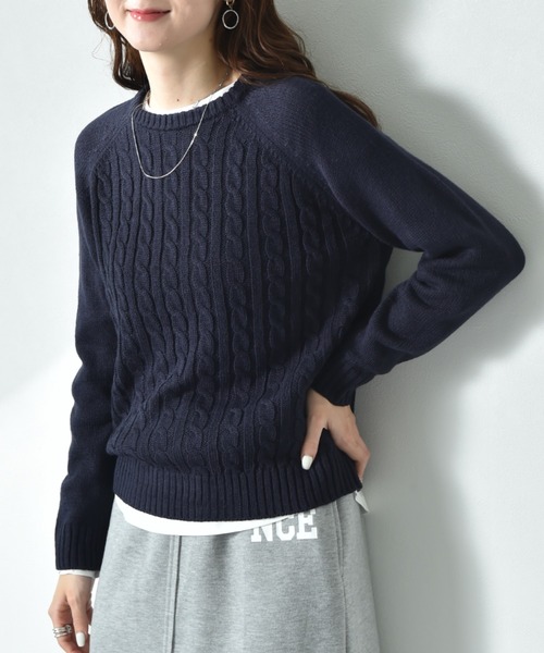 INTERPLANET（インタープラネット）の「前身頃ケーブルラグランプルオーバー（ニット/セーター・レディース・ネイビー/グレー/ブルー・MEDIUM/LARGE）」の2枚目の写真