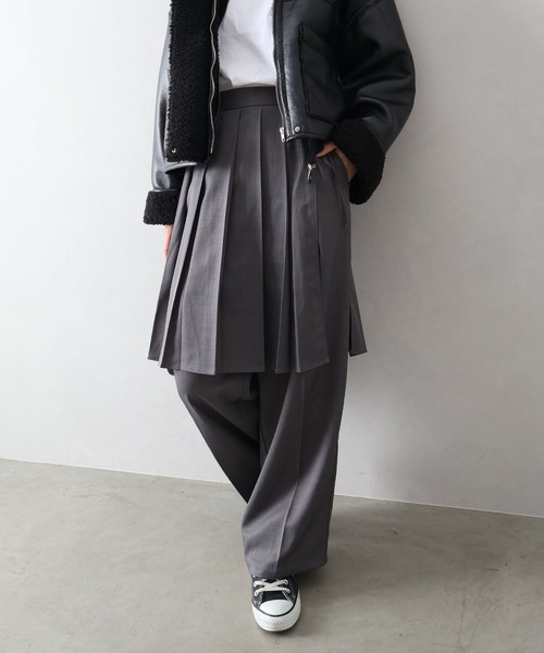 Libby&Rose(リビーアンドローズ)の「ラッププリーツスカート付パンツ(その他パンツ・レディース・ブラウン/チャコールグレー・FREE)」の2枚目の写真