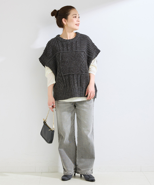 B.C STOCK(ベーセーストック)の「《2枚セット》パッチワークニットベスト*ロンTSET(ニット/セーター・レディース・チャコールグレー/ホワイト・FREE)」の14枚目の写真