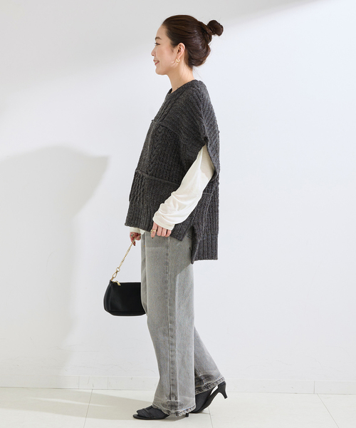 B.C STOCK(ベーセーストック)の「《2枚セット》パッチワークニットベスト*ロンTSET(ニット/セーター・レディース・チャコールグレー/ホワイト・FREE)」の15枚目の写真