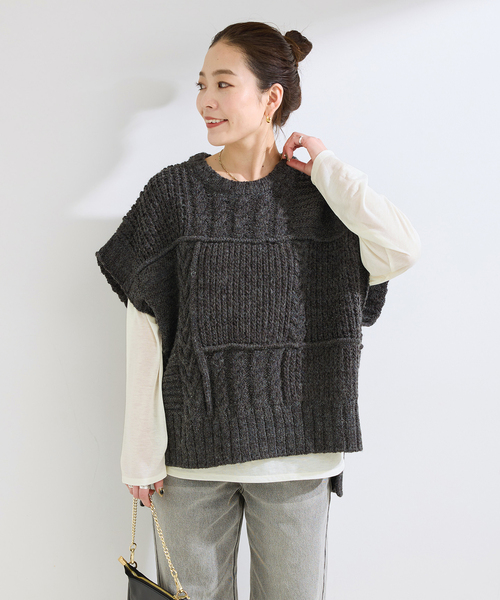 B.C STOCK(ベーセーストック)の「《2枚セット》パッチワークニットベスト*ロンTSET(ニット/セーター・レディース・チャコールグレー/ホワイト・FREE)」の17枚目の写真