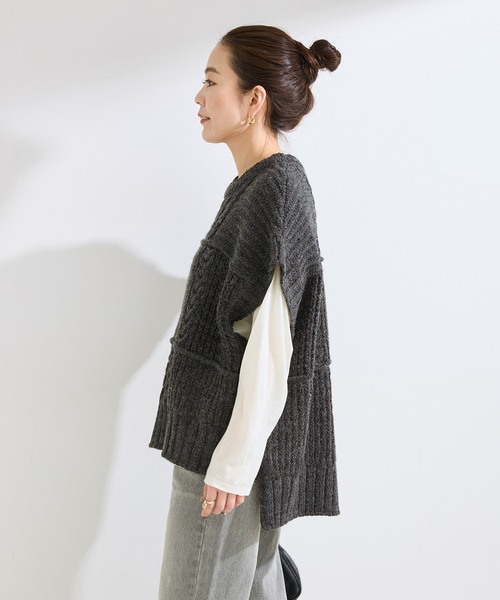 B.C STOCK(ベーセーストック)の「《2枚セット》パッチワークニットベスト*ロンTSET(ニット/セーター・レディース・チャコールグレー/ホワイト・FREE)」の18枚目の写真