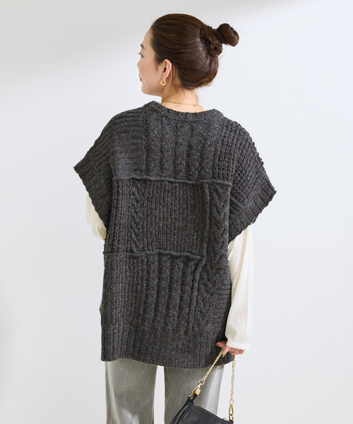B.C STOCK(ベーセーストック)の「《2枚セット》パッチワークニットベスト*ロンTSET(ニット/セーター・レディース・チャコールグレー/ホワイト・FREE)」の20枚目の写真