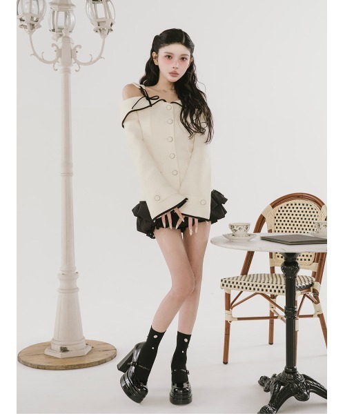 Darich(ダーリッチ)の「ボンディングツイードオフショルチュニック(その他トップス・レディース・アイボリー/ブラック/ピンク・S/M)」の6枚目の写真
