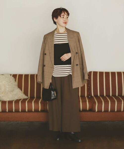 le.coeur blanc(ルクールブラン)の「ウールライクフロントタックワイドクロップドパンツ2(その他パンツ・レディース・ブラック/ブラウン/グレイッシュベージュ・38/36)」の4枚目の写真