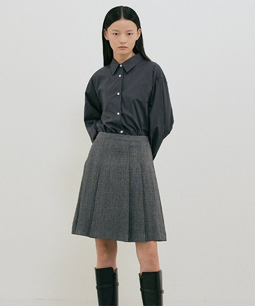 LINGSEOUL(リングソウル)の「bio poplin shirt-charcoal(シャツ/ブラウス・レディース・その他・M/S)」の3枚目の写真