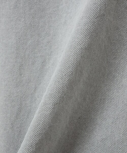 BEAMS（ビームス）の「ダメージ デニムショートパンツ【ワイドストレートフィット】（デニムパンツ・メンズ・ブルー系その他/チャコールグレー・XL/L/M/S）」の3枚目の写真