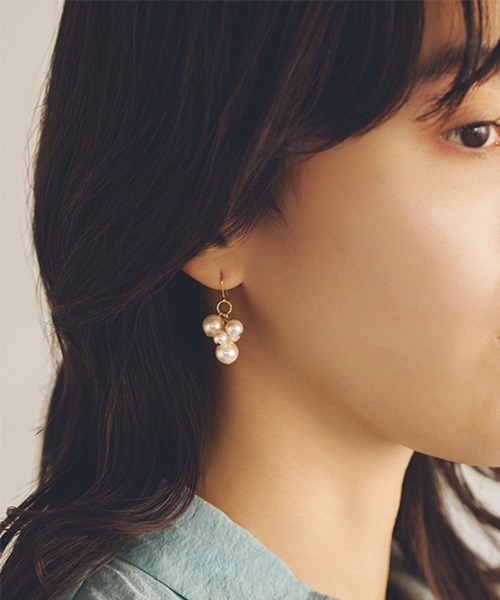 studio CLIP（スタディオクリップ）の「【daily CLIP】ジャラジャラパール見えピアス（ピアス（両耳用）・レディース・その他1・FREE）」の2枚目の写真