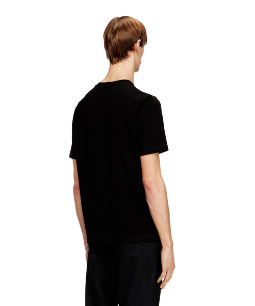 DIESEL(ディーゼル)の「メンズ レギュラーフィットTシャツ T-ADJUST-V9(Tシャツ/カットソー・メンズ・ホワイト/ブラック・X-SMALL/SMALL/XXX-LARGE/LARGE/XX-LARGE/X-LARGE/MEDIUM)」の3枚目の写真