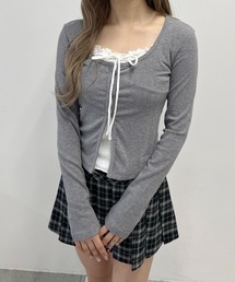 フリルレイヤードトップス