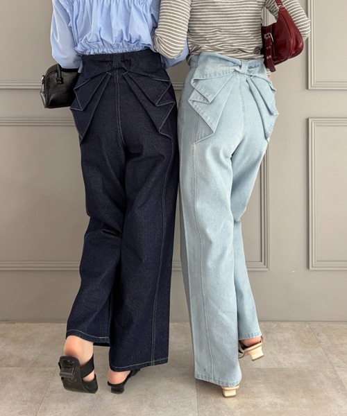 continuer de NICE CLAUP（コンティニューデナイスクラップ）の「バッグリボンストレートデニム（デニムパンツ・レディース・インディゴブルー/その他・MEDIUM/SMALL）」の3枚目の写真