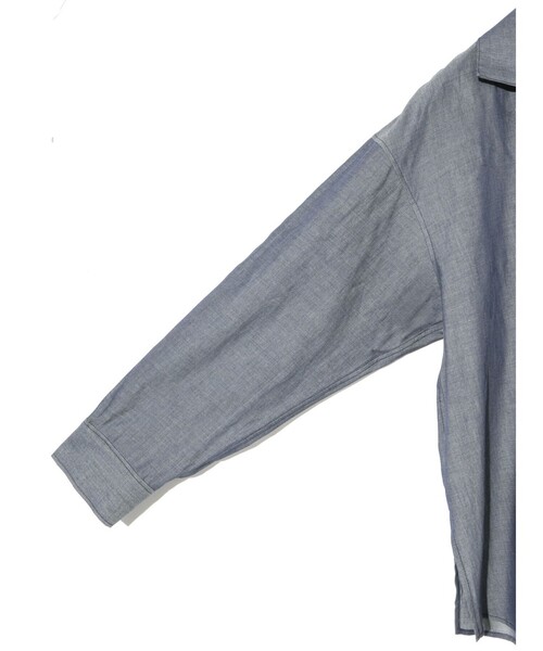 MIDIUMISOLID(ミディウミソリッド)の「MIDIUMISOLID for Ladies シアーデニムオープンカラーシャツ(シャツ/ブラウス・レディース・ネイビー・FREE)」の13枚目の写真