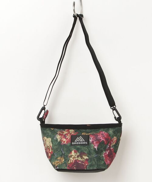 GREGORY(グレゴリー)の「イージーショルダー EASY SHOULDER ボタニカルタペストリー(ショルダーバッグ・メンズ・レッド系その他・ONE SIZE)」の1枚目の写真