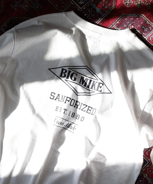 BIG MIKE（ビッグマイク）の「BIG MIKE プリント長袖Tシャツ ロンT L/S（Tシャツ/カットソー・メンズ・ホワイト系3/ブラック/ホワイト/ブラック系1/ブラック系3/ブラック系2/ブルー/ヘザーグレー/チャコール/ブラック系/サンドベージュ/ホワイト系2/ホワイト系1/ホワイト系・XL/L/M）」の15枚目の写真