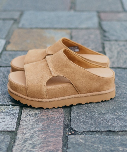 W GOLDENSTAR HI CUTOUT SLIDE 1175132-CHE（サンダル）｜UGG（アグ