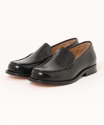 A.P.C.（アーペーセー）の「LES MOCASSINS（モカシン/デッキシューズ）」