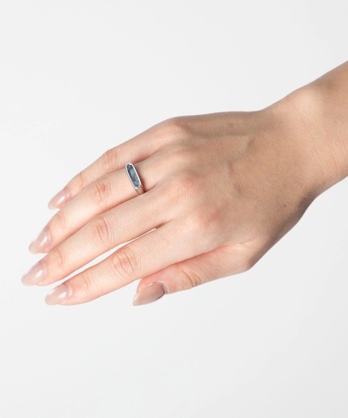 TOM WOOD(トムウッド)の「TOM WOOD MARIO RING LARVIKITE トムウッド マリオ リング ラルビカイト(リング・レディース・シルバー・60/58/48)」の1枚目の写真