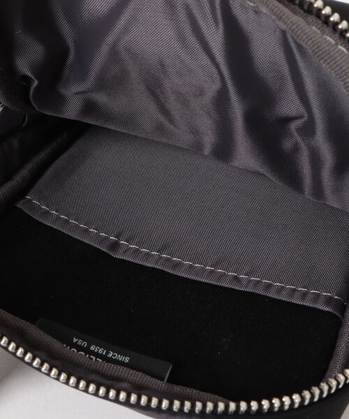 ZERO HALLIBURTON（ゼロハリバートン）の「ショルダーバッグ UE Collection L スマホショルダー 81751（ショルダーバッグ・メンズ・グレー/ブラック・FREE）」の5枚目の写真