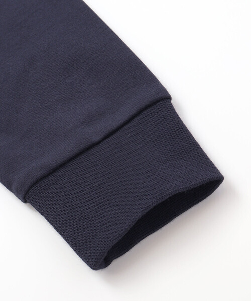 BeBe（ベベ）の「ラグラン編み立て襟付きロゴ刺しゅう長袖Tシャツ(90~150cm)（Tシャツ/カットソー・キッズ・ネイビー/グリーン・110cm/140cm/150cm/130cm/120cm）」の15枚目の写真