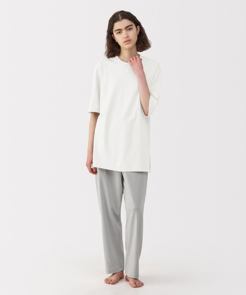 MUJI Labo（ムジラボ）の「男女兼用 スムースジャージー半袖プルオーバー（Tシャツ/カットソー・メンズ・オフホワイト/ブラック/サンドベージュ・XS/S/M/L/XL）」の4枚目の写真