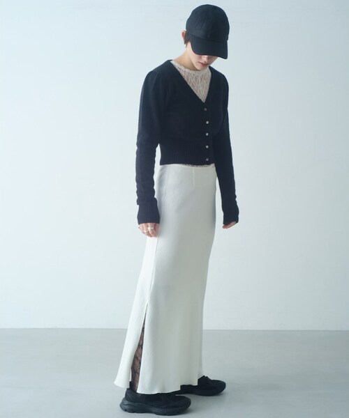 CODE A（コードエー）の「【ReRe】easy－fit long skirt（スカート・レディース・ブラック/ホワイト/ベージュ・38/36/34）」の8枚目の写真