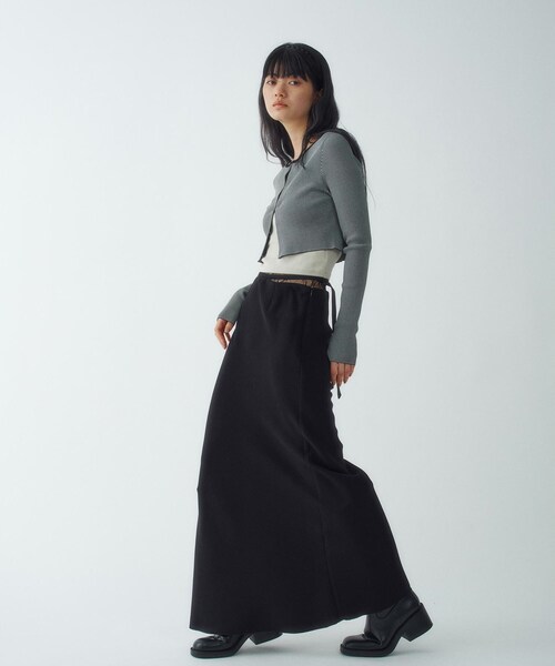 CODE A（コードエー）の「【ReRe】easy－fit long skirt（スカート・レディース・ブラック/ホワイト/ベージュ・38/36/34）」の13枚目の写真