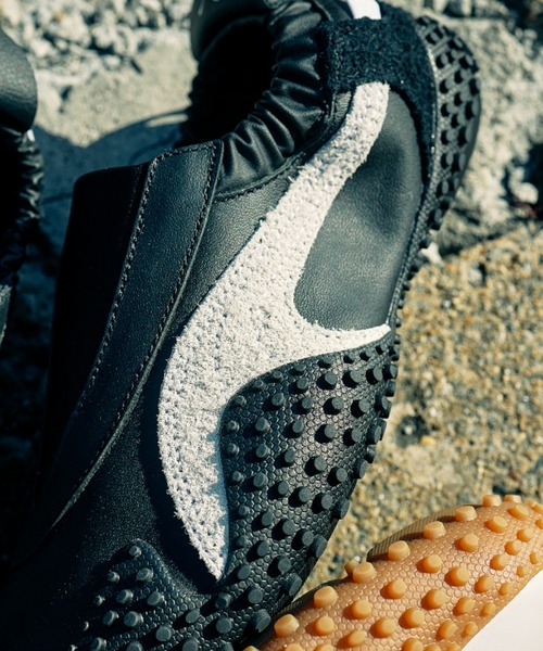 PUMA(プーマ)の「MOSTRO MOVE WNS 405131-02(スリッポン・レディース・ブラック・25.0cm/24.5cm/24.0cm/23.5cm/23.0cm/22.5cm/25.5cm/26.0cm)」の4枚目の写真