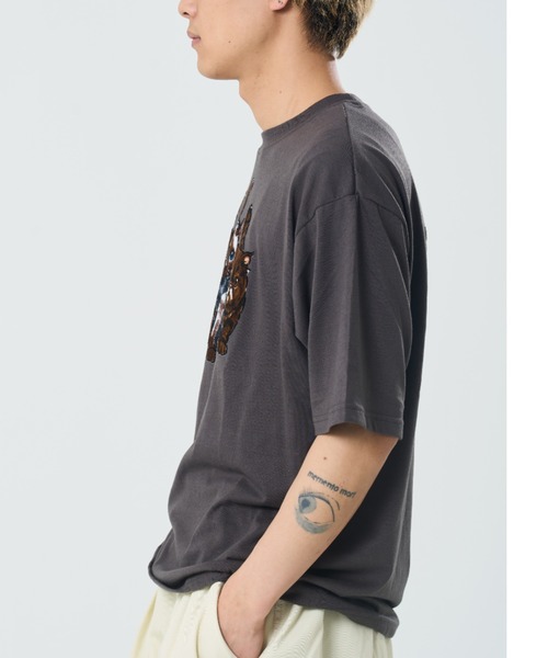 CORISCO（コリスコ）の「フロッキーアニマル柄TEE(M1)（Tシャツ/カットソー・メンズ・ホワイト/ブラック/チャコールグレー・X-LARGE/LARGE/MEDIUM）」の11枚目の写真