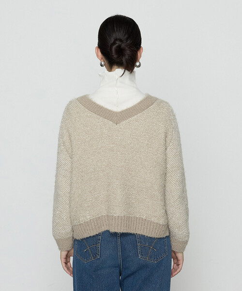 Gabardine K.T(ギャバジンケーティー)の「〔 +サイズ 〕 ふわもこモールシャギーヤーン ファーセーター(ニット/セーター・レディース・グレー/ベージュ・15号)」の11枚目の写真