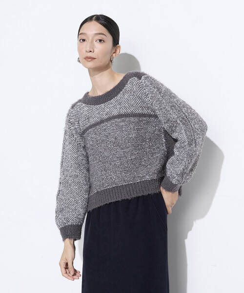 Gabardine K.T(ギャバジンケーティー)の「〔 +サイズ 〕 ふわもこモールシャギーヤーン ファーセーター(ニット/セーター・レディース・グレー/ベージュ・15号)」の18枚目の写真