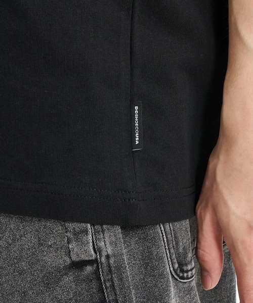 DC SHOES（ディーシーシューズ）の「【DC SHOES × 新日本プロレス】ACE SS メンズ Tシャツ【2026年春夏モデル】/半袖Tシャツ（Tシャツ/カットソー・メンズ・ブラック・MEDIUM/LARGE/X-LARGE）」の9枚目の写真