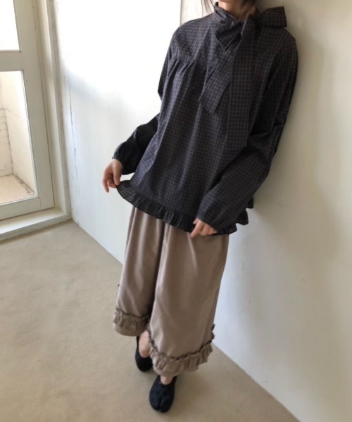 FAVORITO(ファヴォリート)の「リボンチェック柄シャツ(シャツ/ブラウス・レディース・ライトグレー/ダークグレー・F)」の13枚目の写真
