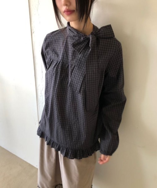 FAVORITO(ファヴォリート)の「リボンチェック柄シャツ(シャツ/ブラウス・レディース・ライトグレー/ダークグレー・F)」の11枚目の写真