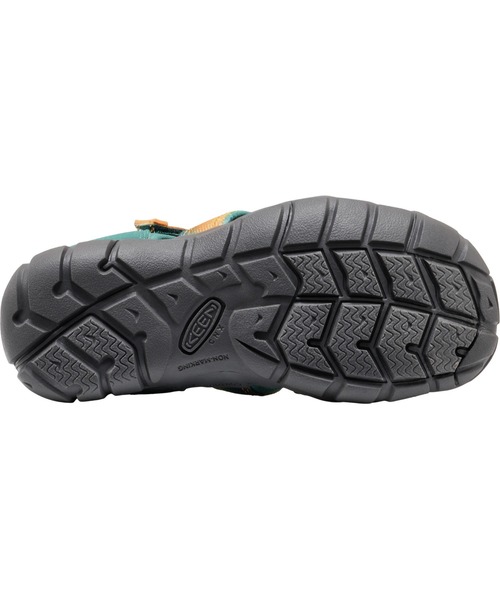 KEEN(キーン)の「SEACAMP II CNX / シーキャンプ ツー シーエヌエックス / キッズ サンダル(サンダル・キッズ・グリーン×オレンジ・23.5cm/22.5cm/22cm/21cm/20cm)」の8枚目の写真