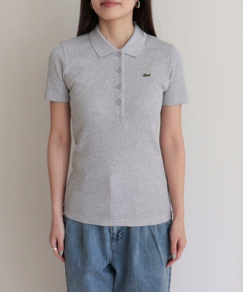 fredy emue（フレディエミュ）の「【LACOSTE/ラコステ】ワンポイントリブポロシャツ（ポロシャツ・レディース・オフホワイト/ブラック/ライトグレー・38）」の13枚目の写真