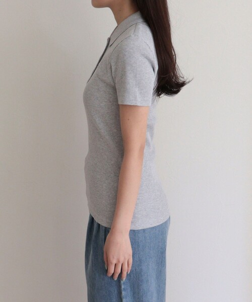 fredy emue（フレディエミュ）の「【LACOSTE/ラコステ】ワンポイントリブポロシャツ（ポロシャツ・レディース・オフホワイト/ブラック/ライトグレー・38）」の14枚目の写真