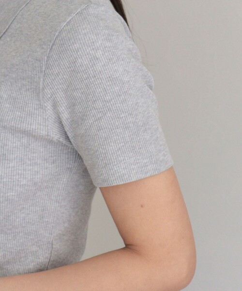 fredy emue（フレディエミュ）の「【LACOSTE/ラコステ】ワンポイントリブポロシャツ（ポロシャツ・レディース・オフホワイト/ブラック/ライトグレー・38）」の19枚目の写真