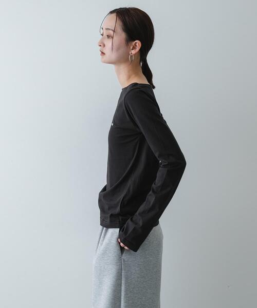 SENSE OF PLACE by URBAN RESEARCH（センスオブプレイスバイアーバンリサーチ）の「ストレートボートネックシアーTシャツ（Tシャツ/カットソー・レディース・オフホワイト/ブラック/ライトブルー・ONE）」の13枚目の写真