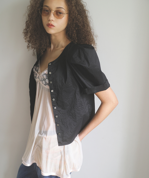 Bonum（ボナム）の「SHEER BUBBLE SLEEVE ブラウス（シャツ/ブラウス・レディース・ブラック・FREE）」の18枚目の写真