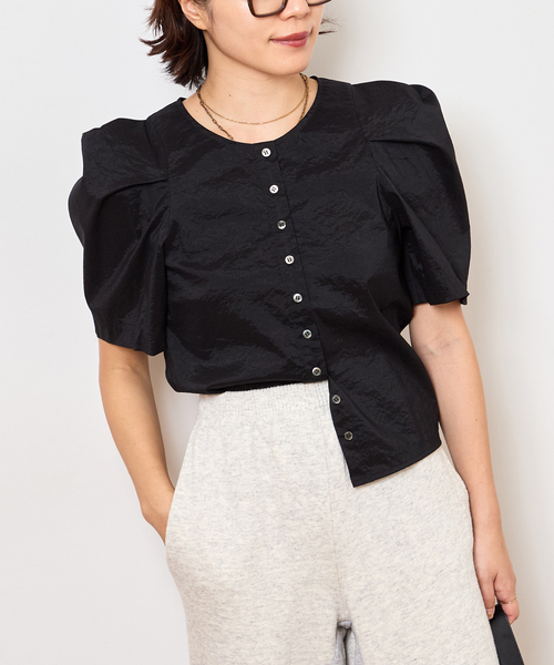 Bonum（ボナム）の「SHEER BUBBLE SLEEVE ブラウス（シャツ/ブラウス・レディース・ブラック・FREE）」の22枚目の写真