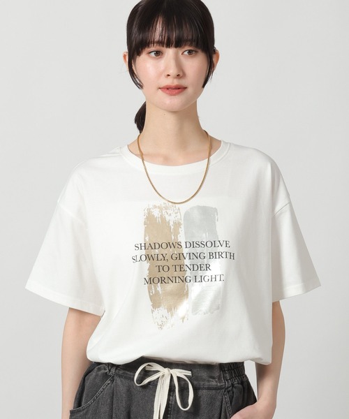 LAKOLE(ラコレ)の「【接触冷感】アソート箔プリントT / 664798(Tシャツ/カットソー・レディース・ホワイト/チャコール/ブラック/オフホワイト・MEDIUM/LARGE)」の14枚目の写真
