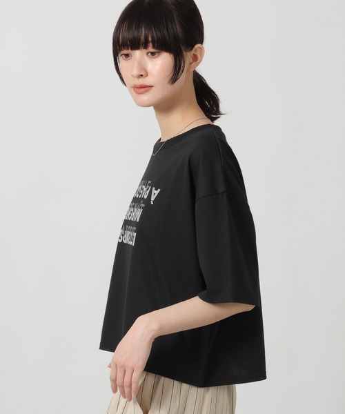 LAKOLE(ラコレ)の「【接触冷感】アソート箔プリントT / 664798(Tシャツ/カットソー・レディース・ホワイト/チャコール/ブラック/オフホワイト・MEDIUM/LARGE)」の19枚目の写真