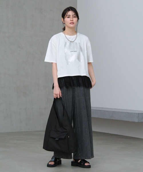 LAKOLE(ラコレ)の「【接触冷感】アソート箔プリントT / 664798(Tシャツ/カットソー・レディース・ホワイト/チャコール/ブラック/オフホワイト・MEDIUM/LARGE)」の5枚目の写真
