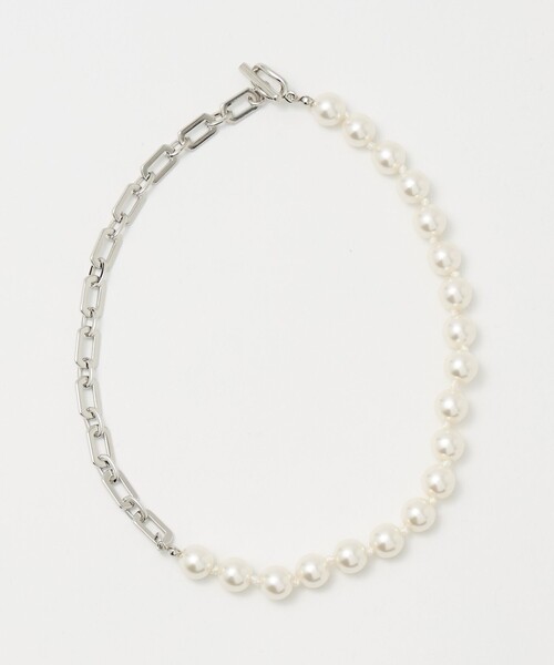 UNITED ARROWS（ユナイテッドアローズ）の「イミテーションパール&チェーン ネックレス（ネックレス・レディース・グレー系/ホワイト・FREE）」の2枚目の写真