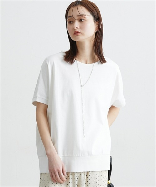 nissen(ニッセン)の「【汗じみにくい綿100%素材】裾リブドルマントップス(Tシャツ/カットソー・レディース・グレイッシュベージュ/ブラック/グレー/オフホワイト・M/L/LL/3L)」の6枚目の写真