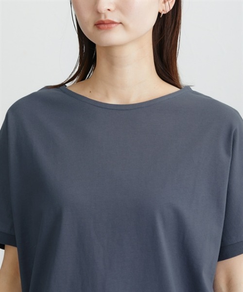 nissen(ニッセン)の「【汗じみにくい綿100%素材】裾リブドルマントップス(Tシャツ/カットソー・レディース・グレイッシュベージュ/ブラック/グレー/オフホワイト・M/L/LL/3L)」の11枚目の写真