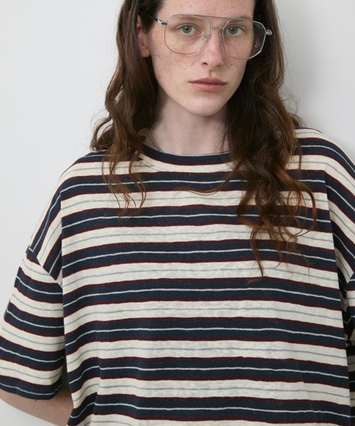 Auntie Rosa Holiday(アンティローザホリデー)の「マルチボーダーオーバーサイズTEE(Tシャツ/カットソー・レディース・ブラウン/ブラック/ネイビー/チャコールグレー・FREE)」の4枚目の写真