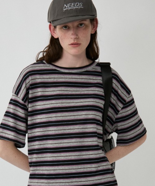 Auntie Rosa Holiday(アンティローザホリデー)の「マルチボーダーオーバーサイズTEE(Tシャツ/カットソー・レディース・ブラウン/ブラック/ネイビー/チャコールグレー・FREE)」の6枚目の写真