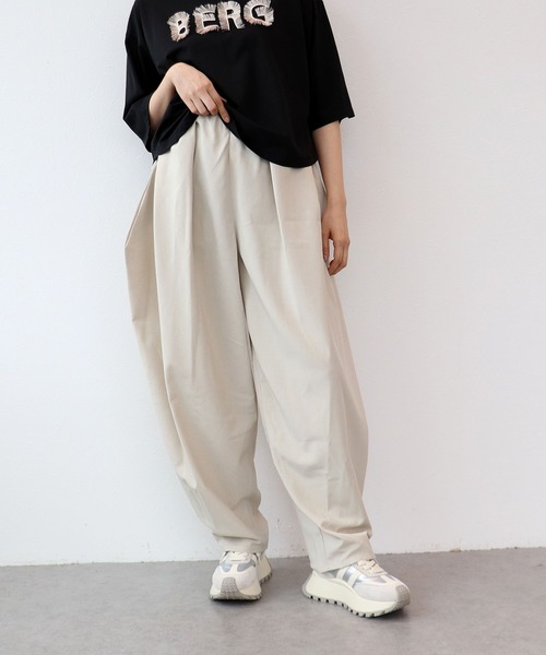 Cepica(セピカ)の「【MARECHAL TERRE / マルシャルテル】ワイドコクーンパンツ(その他パンツ・レディース・グレイッシュベージュ/チャコールグレー・FREE)」の7枚目の写真