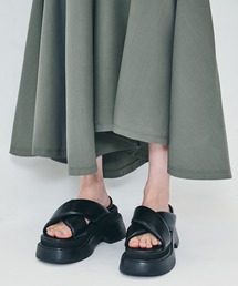 STUDIOUS（ステュディオス）の「【STUDIOUS/ステュディオス】Padded Cross Sandals/パデッドクロスサンダル/厚底サンダル/歩きやすい/ストラップ/フェイクレザー（サンダル）」